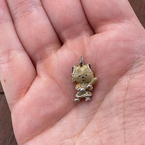 Vintage 925 Sterling Silver Enamel Cat Playing Baseball Pendant Bracelet Charm